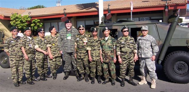 Jim Duffy(Center) with Chinese Nung Contingent at Chinese Lunar New Year Parade 2008