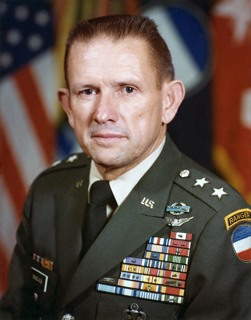 14_mg_john_k_singlaub-800px