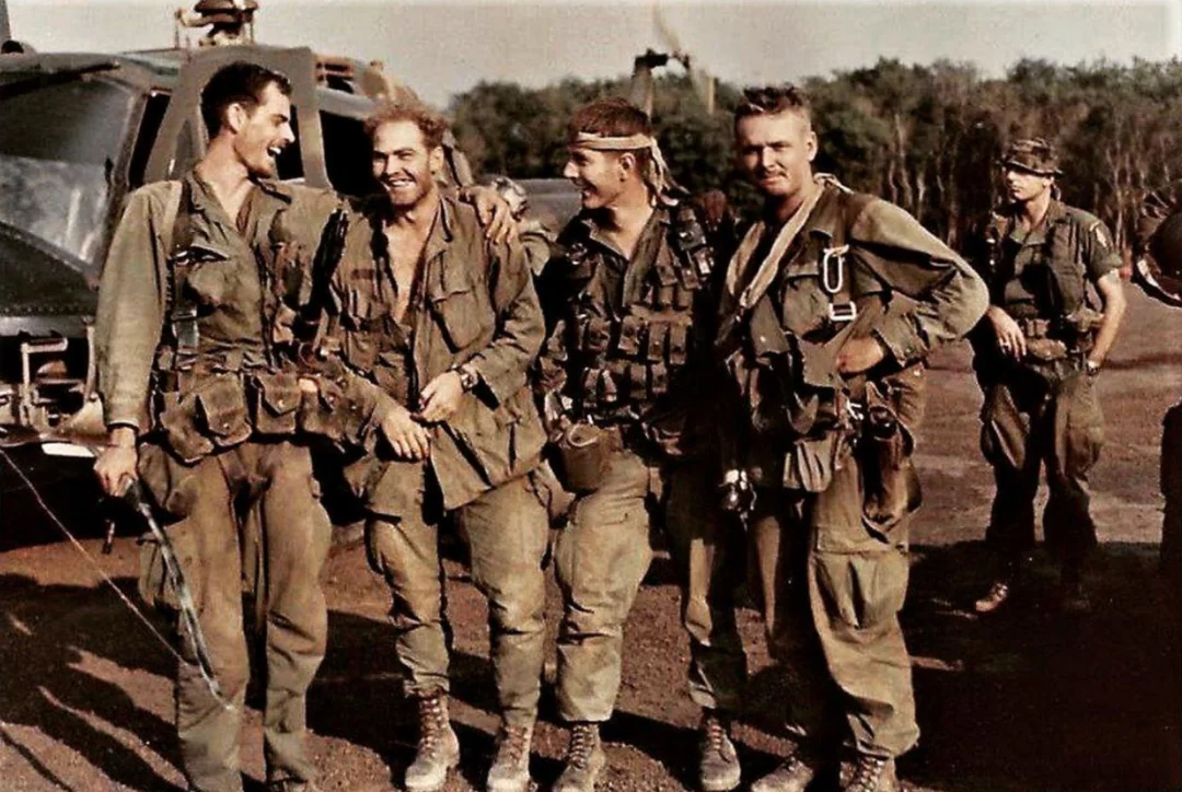 mac-v-sog-recon-team-members-during-the-vietnam-war-on-the-v0-PyM_68qg5KZGXL-MoS2g8zQXMts36IfsdU9qsg4J_V0